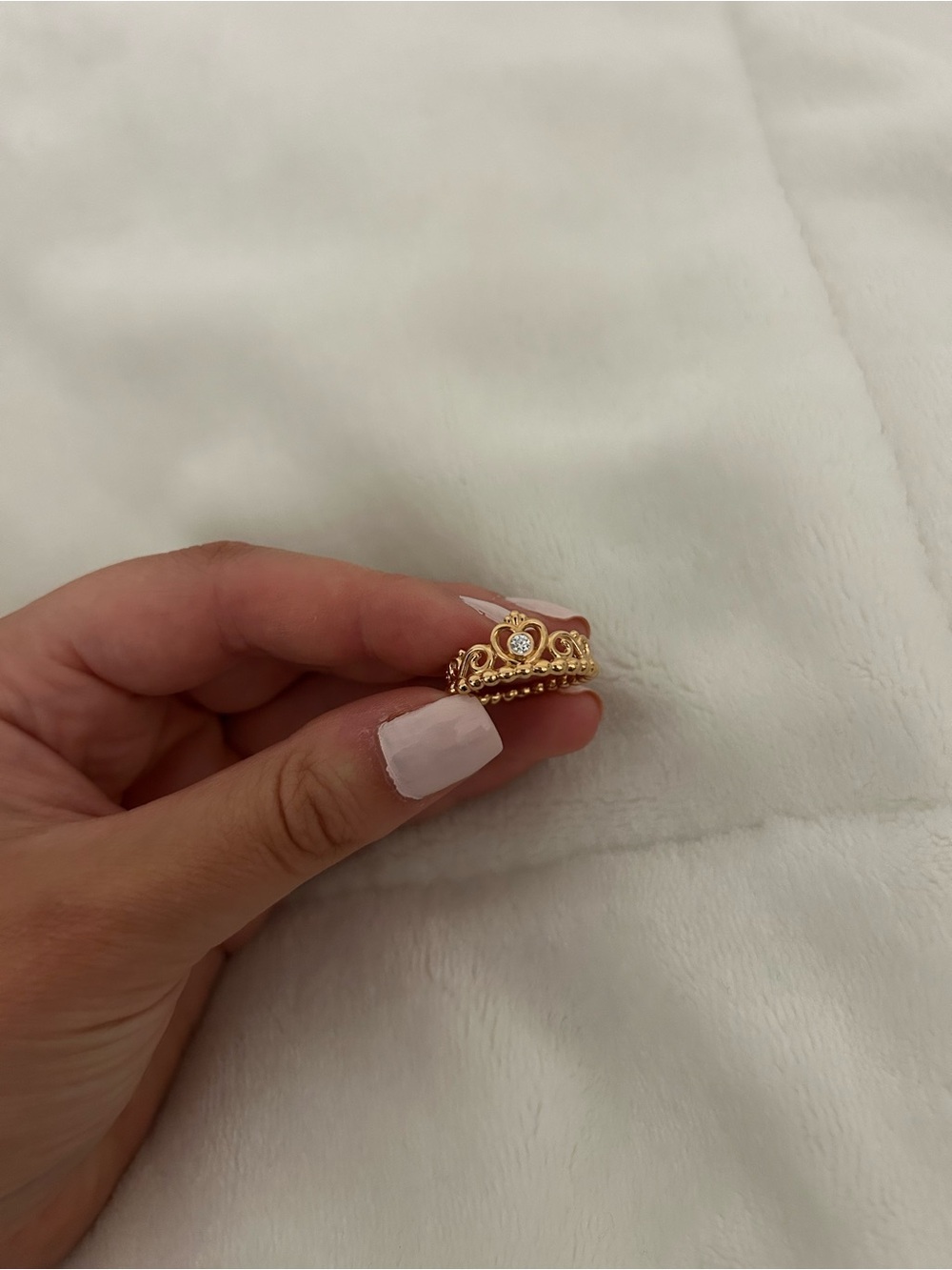 Pandora Gold Crown Ring with Heart and Center Stone